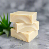 Made with aloe vera juice and 25% shea butter, this all-natural soap bar has luscious lather and a delightful scent created from a blend of lemon, cedarwood, and eucalyptus essential oils.