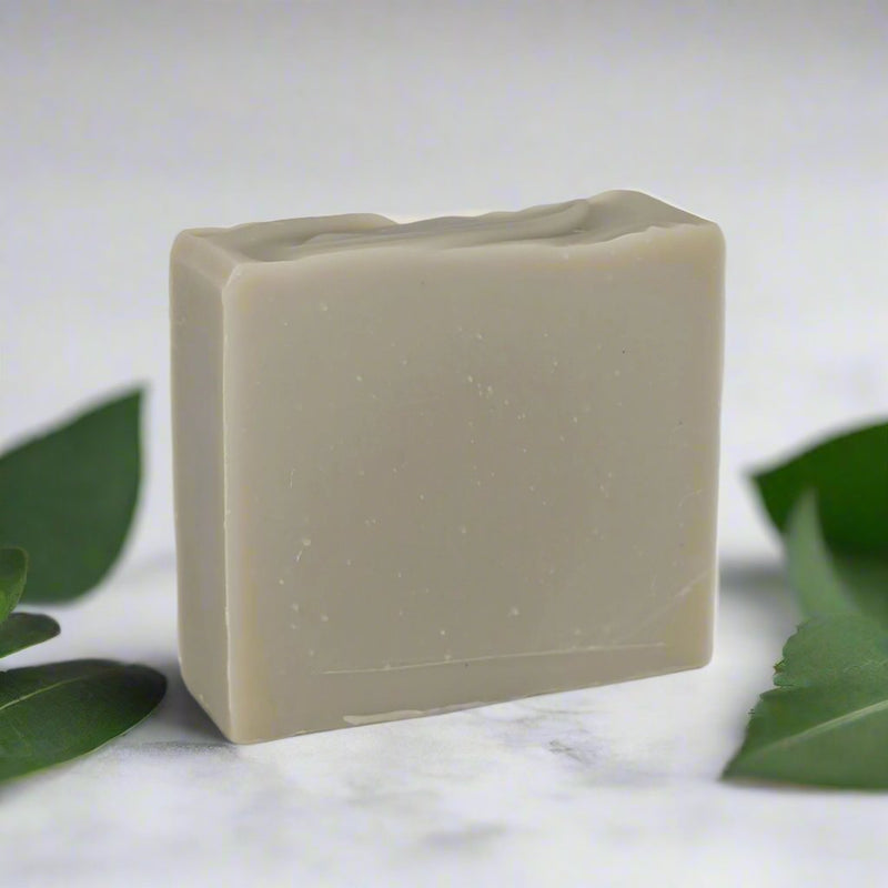 Crafted with all natural ingredients, this plant-based soap bar contains 25% shea butter and has a refreshing eucalyptus scent. Ingredients: certified fair trade shea butter, organic virgin coconut oil, rice bran oil, water, RSPO palm oil (certified responsibly sourced), glycerin, castor oil, eucalyptus essential oil, French green clay.